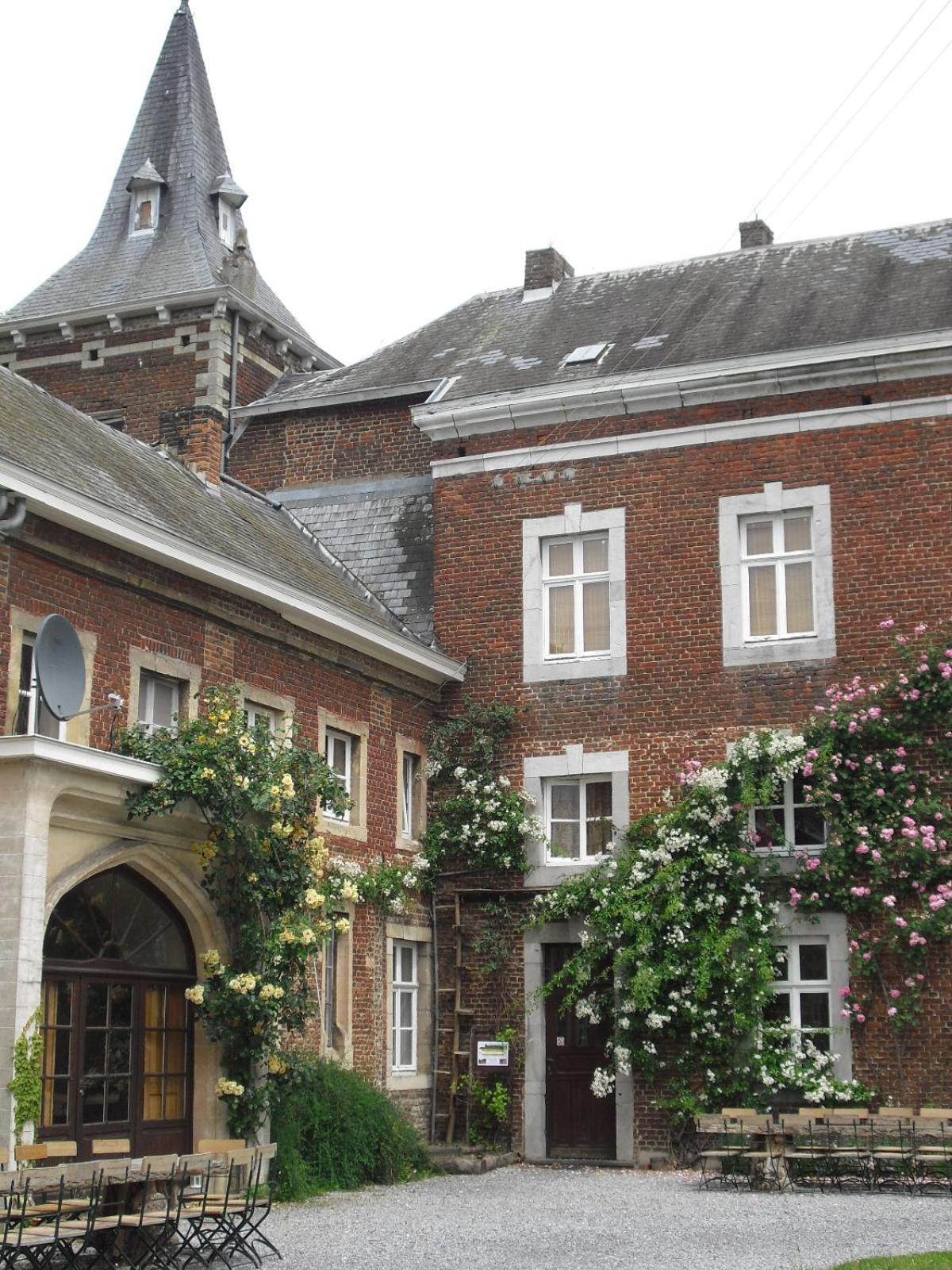 圣特雷登Kasteel Nieuwenhoven公寓 外观 照片